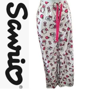 Hello Kitty Apple PJ Pants 💞🍎